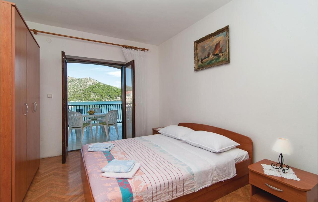 2 Bedroom Cozy Apartment In مارينا المظهر الخارجي الصورة